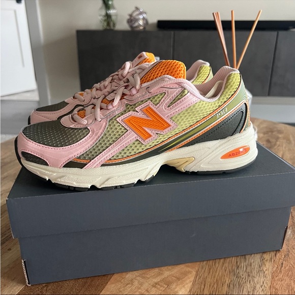 Saignée New Balance Orange Green New Balance 2024 Concepts X 740